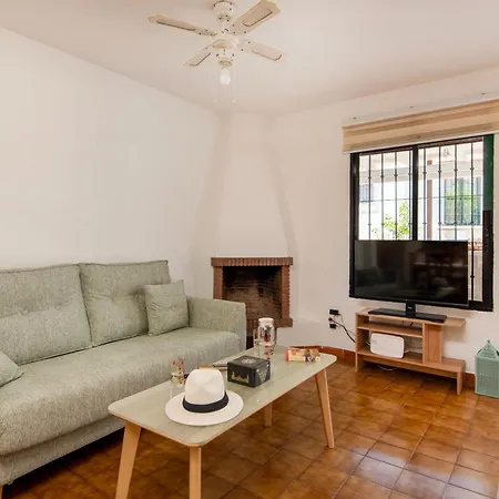 Casa De La Colina Holiday home *